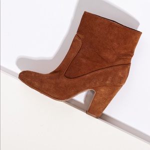 Brown Suede Boots Women’s Western Style ZARA Sz 37